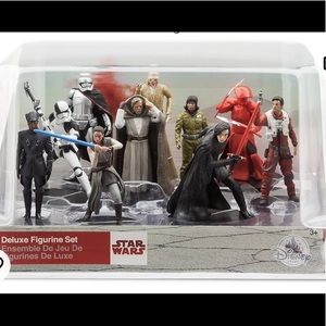 New Star Wars The Last Jedi Deluxe Figurine Set by Disney